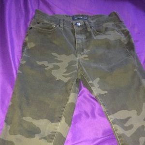 camo jeans